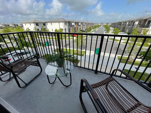 302 NW 11th Ct, Florida City, FL 33034