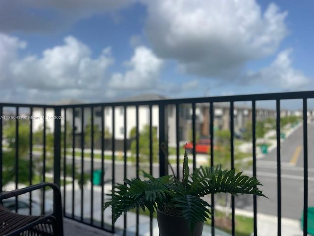 302 NW 11th Ct, Florida City, FL 33034