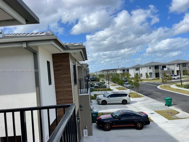 302 NW 11th Ct, Florida City, FL 33034