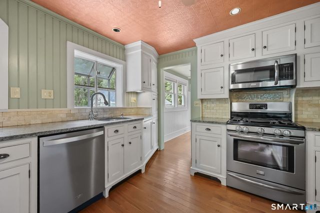 1010 Boston Post Road, Westbrook, CT 06498