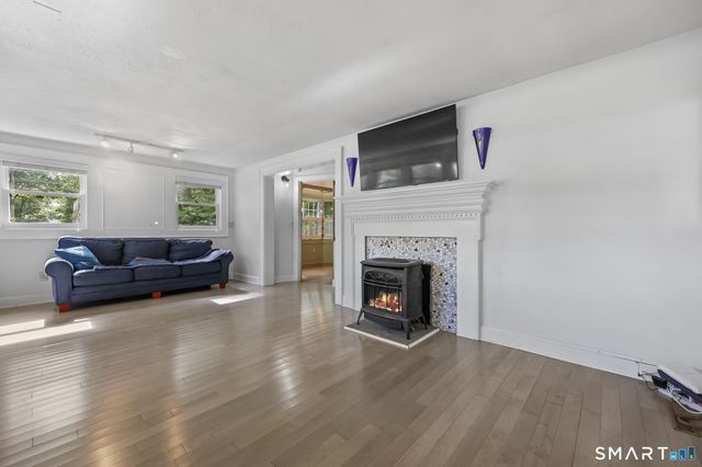 1010 Boston Post Road, Westbrook, CT 06498