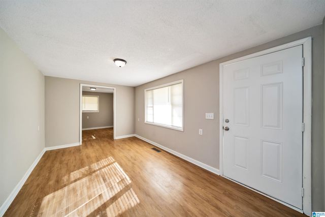 1441 BEAT LINE ROAD, Warrior, AL 35180