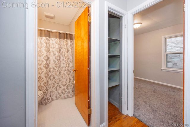 6731 Robinson Avenue, Allen Park, MI 48101