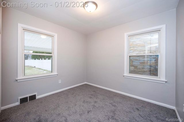 6731 Robinson Avenue, Allen Park, MI 48101