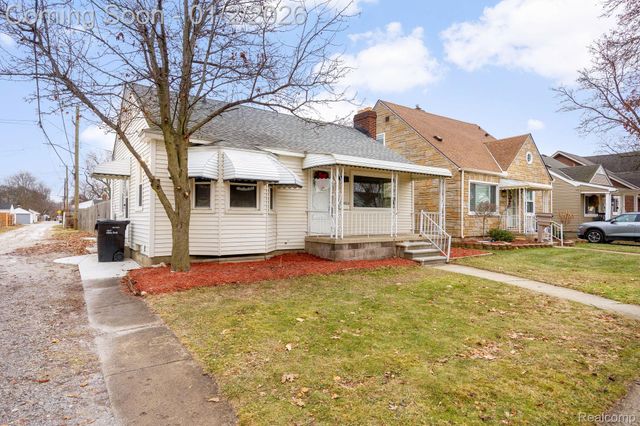 6731 Robinson Avenue, Allen Park, MI 48101