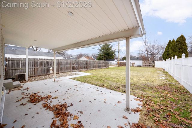 6731 Robinson Avenue, Allen Park, MI 48101