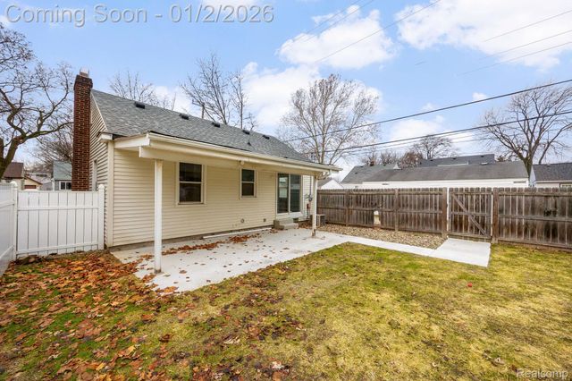 6731 Robinson Avenue, Allen Park, MI 48101