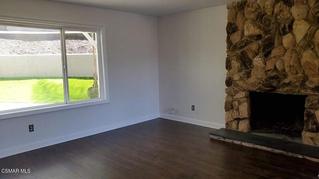 21800 Martinez Street, Woodland Hills, CA 91364