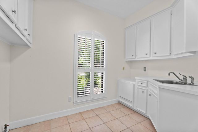 16002 Stewarts Grove Drive, Spring, TX 77379
