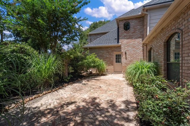 16002 Stewarts Grove Drive, Spring, TX 77379