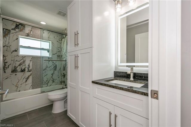 6073 Kumquat CIR, Labelle, FL 33935