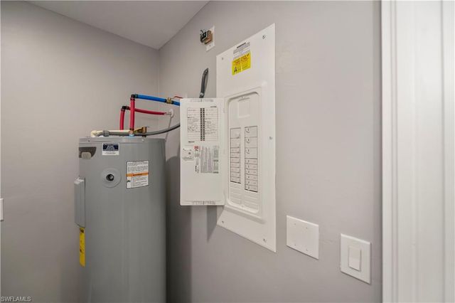 6073 Kumquat CIR, Labelle, FL 33935