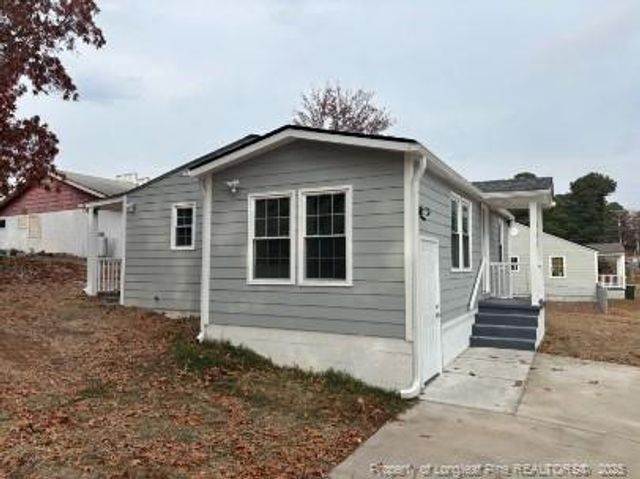 834 Shaw Mill Road, Fayetteville, NC 28311