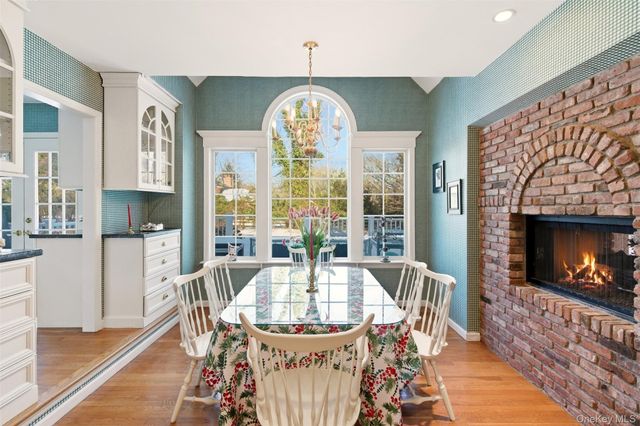 55 Titus Lane, Cold Spring Harbor, NY 11724