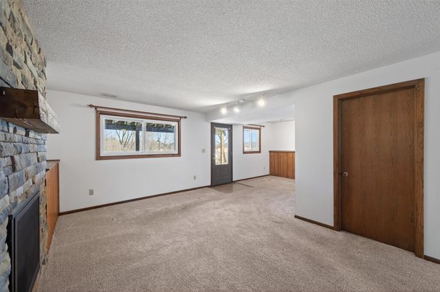 16801 Mankato Street NE, Andover, MN 55304