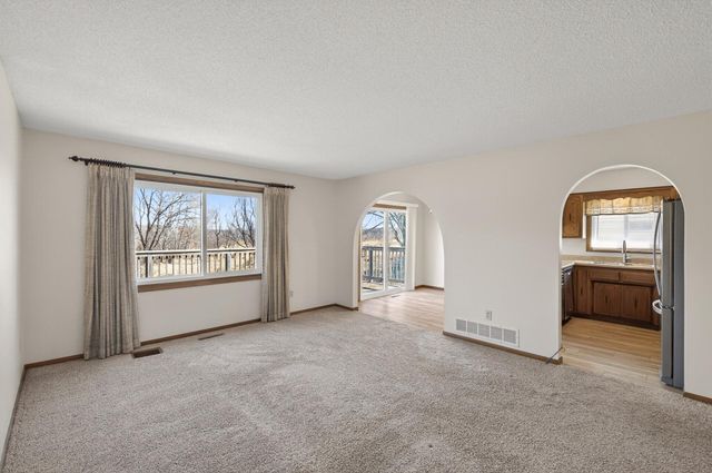 16801 Mankato Street NE, Andover, MN 55304