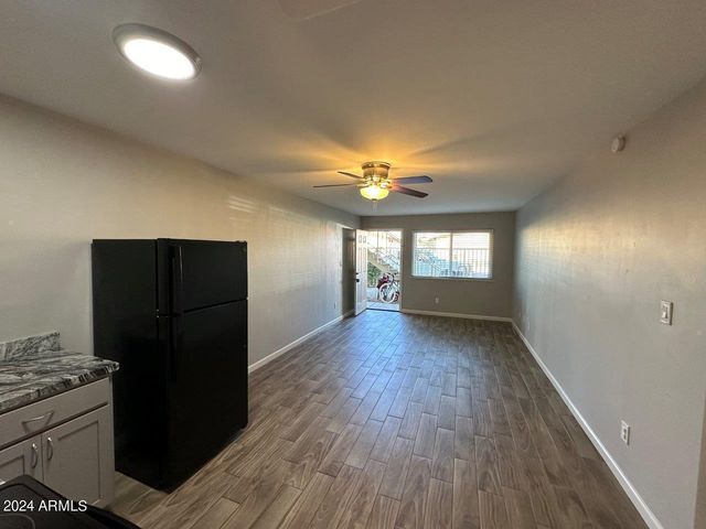 9647 N 10th Avenue 102, Phoenix, AZ 85021