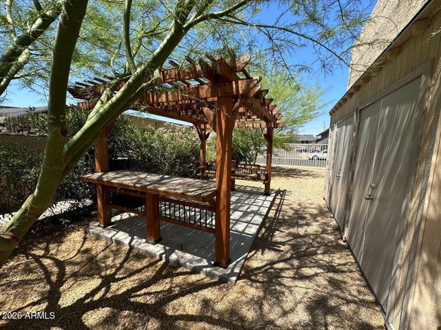 9647 N 10th Avenue 102, Phoenix, AZ 85021