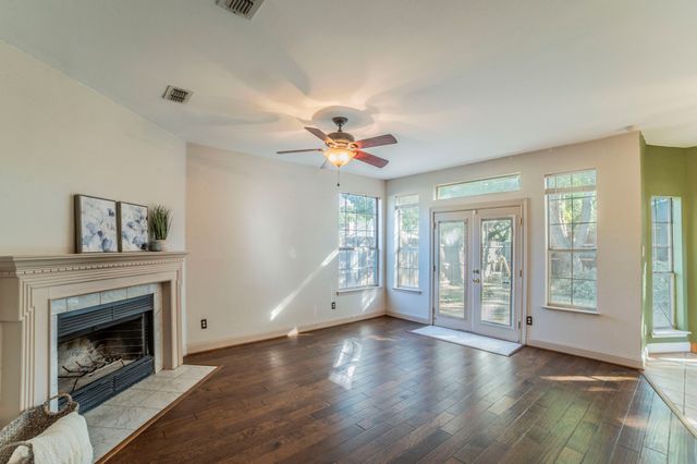 1240 Trinity Drive, Benbrook, TX 76126