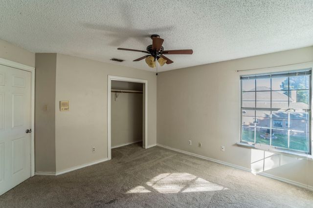 1240 Trinity Drive, Benbrook, TX 76126