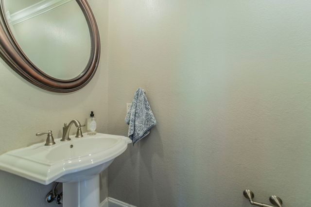 1240 Trinity Drive, Benbrook, TX 76126