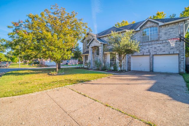 1240 Trinity Drive, Benbrook, TX 76126
