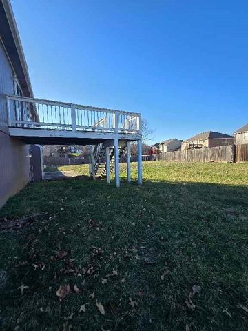 4000 Cades Cove, Leavenworth, KS 66048