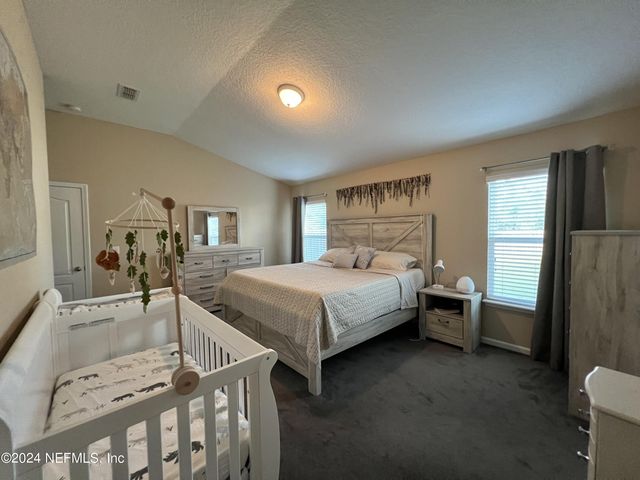 15805 TWIN CREEK Drive, Jacksonville, FL 32218