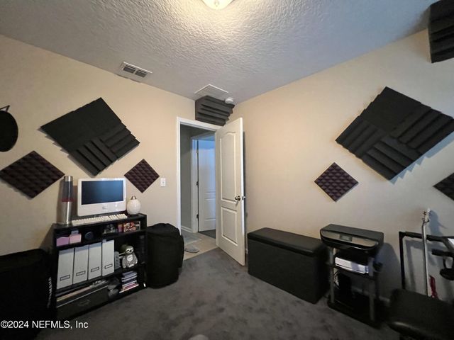 15805 TWIN CREEK Drive, Jacksonville, FL 32218