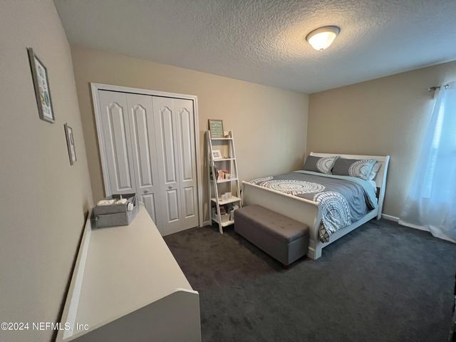 15805 TWIN CREEK Drive, Jacksonville, FL 32218