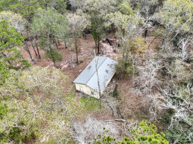 49 Pine Oak Lane, Huntsville, TX 77340