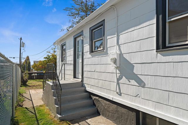 21 W Courtland Ave, Spokane, WA 99205