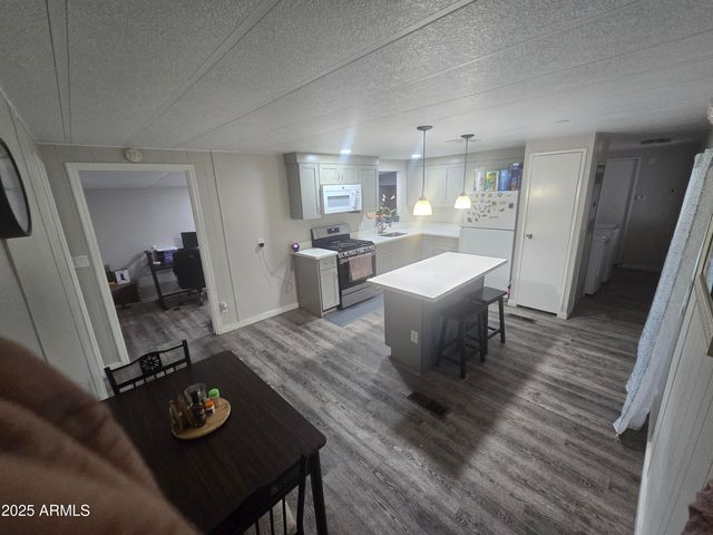 5747 W MISSOURI Avenue 38, Glendale, AZ 85301