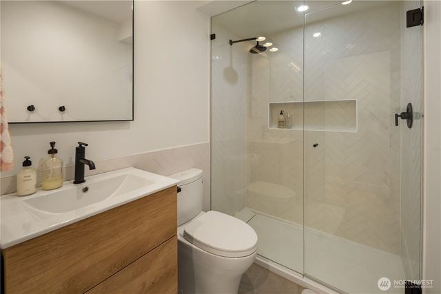 164 McGraw Street, Seattle, WA 98109