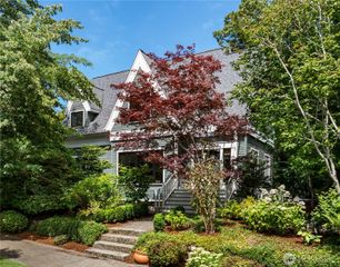 164 McGraw Street, Seattle, WA 98109
