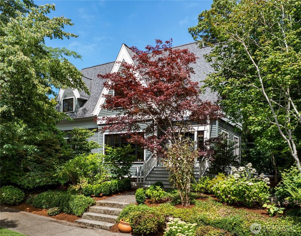 164 McGraw Street, Seattle, WA 98109