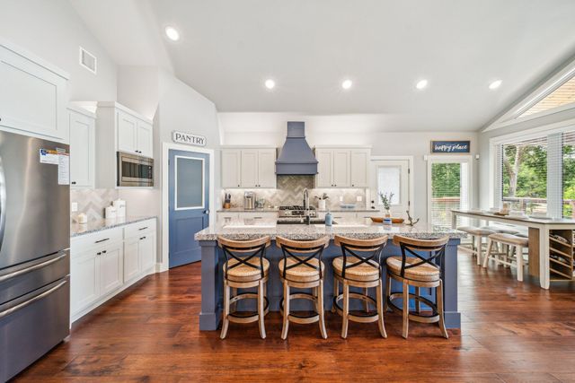 142 Private Road 61, Eucha, OK 74342