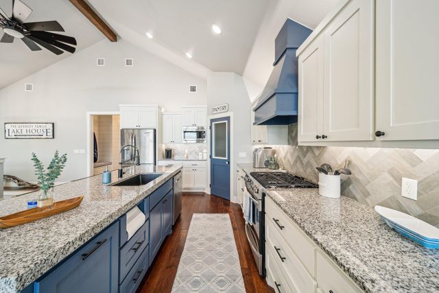 142 Private Road 61, Eucha, OK 74342