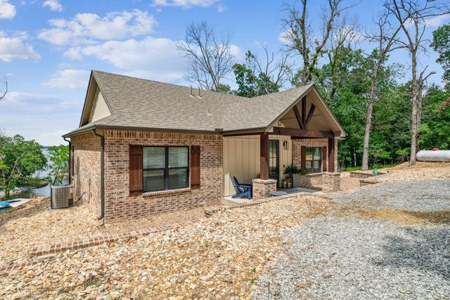 142 Private Road 61, Eucha, OK 74342