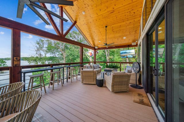 142 Private Road 61, Eucha, OK 74342