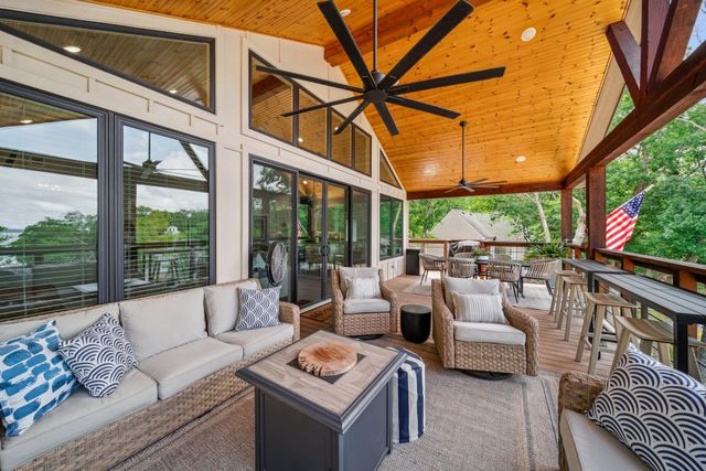 142 Private Road 61, Eucha, OK 74342