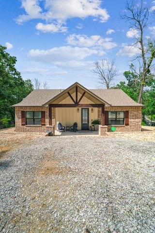 142 Private Road 61, Eucha, OK 74342