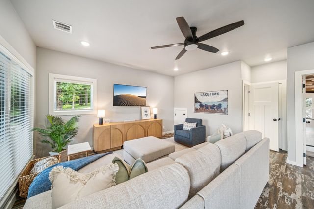 142 Private Road 61, Eucha, OK 74342