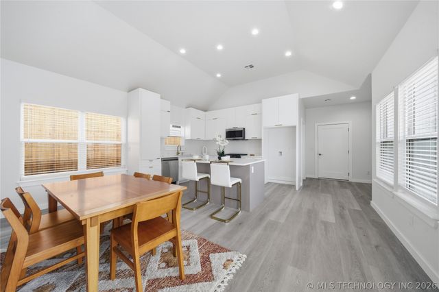 505 N Birch Avenue, Broken Arrow, OK 74012