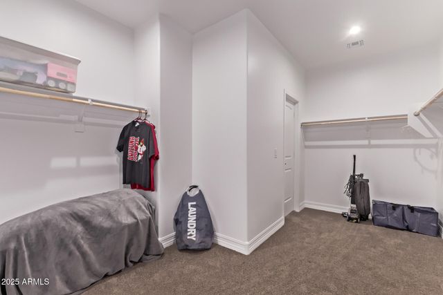 7449 W PECK Drive, Glendale, AZ 85303