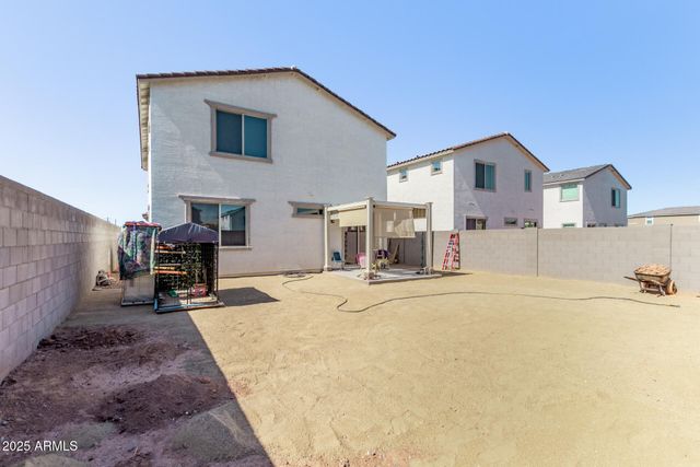 7449 W PECK Drive, Glendale, AZ 85303