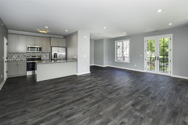 5399 Plymouth Road, Ann Arbor, MI 48105