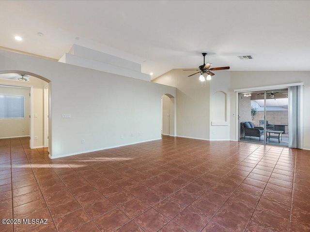 12441 N Owl Head Canyon Road, Marana, AZ 85658