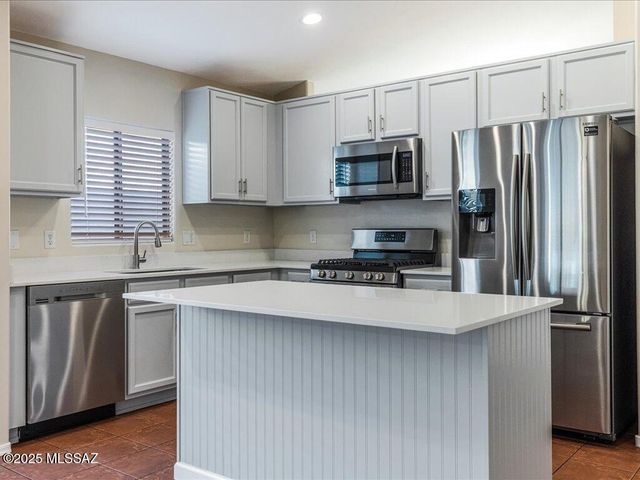 12441 N Owl Head Canyon Road, Marana, AZ 85658