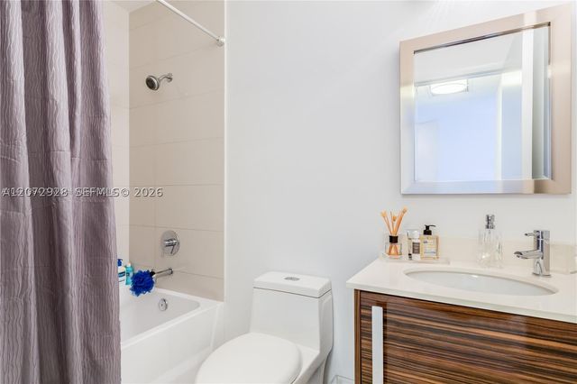 2020 N Bayshore Dr 1009, Miami, FL 33137